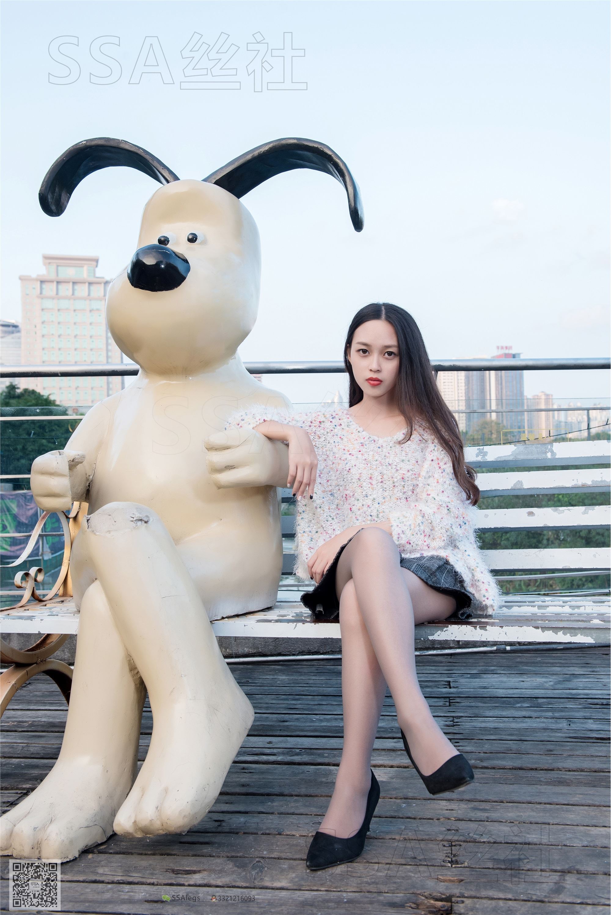 SSA丝社 超清写真 NO.062 西西 美丽冻人街拍